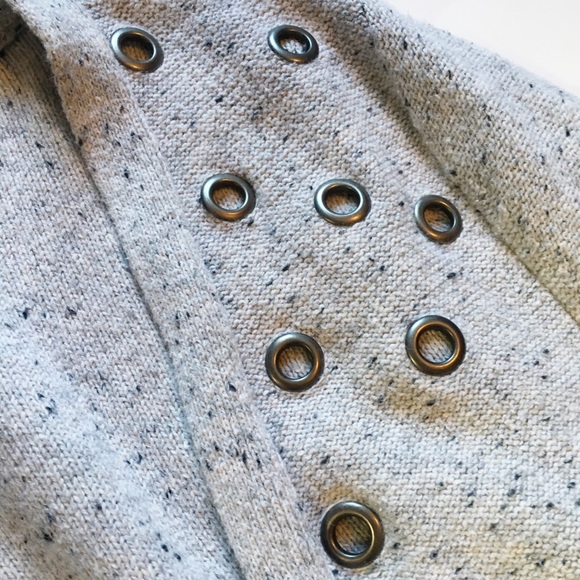 Torrid Grey knit cardigan with shoulder detailing - Picture 3 of 6